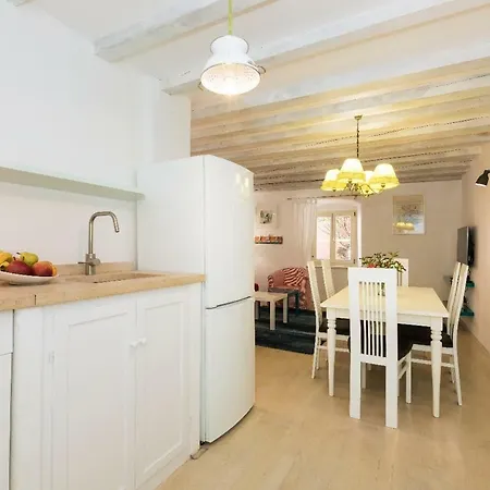 House Encanto 펜션 *